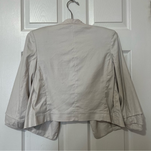Aritzia Babaton Power Waist Open-Front Linen Cropped Blazer Jacket Beige - Sz 2 - Picture 8 of 15